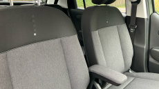 Hyundai INSTER 85kW 02 49kWh 5dr Auto Electric Hatchback